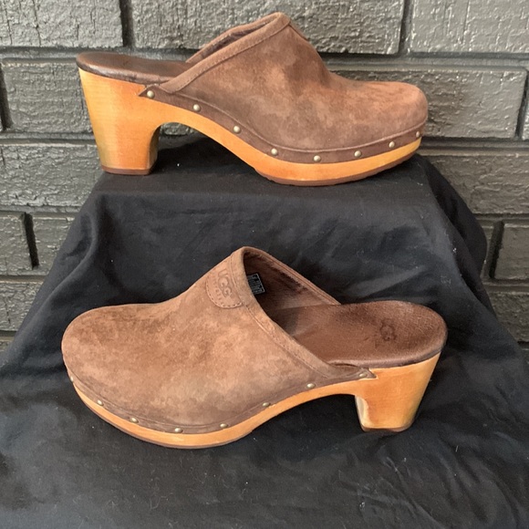 UGG Brown Suede Slip on Clogs size 6 - Picture 3 of 6
